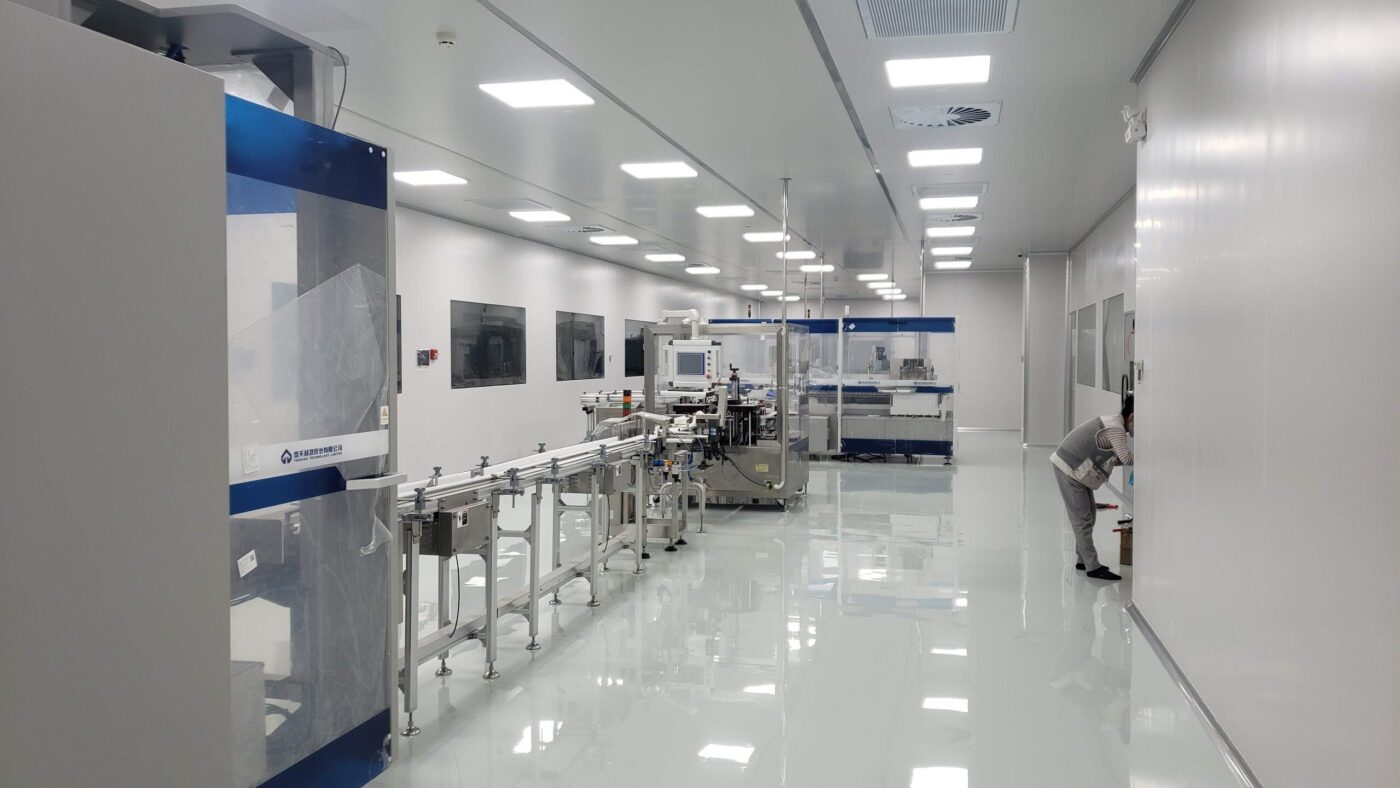 phong-sach-eco-hitech